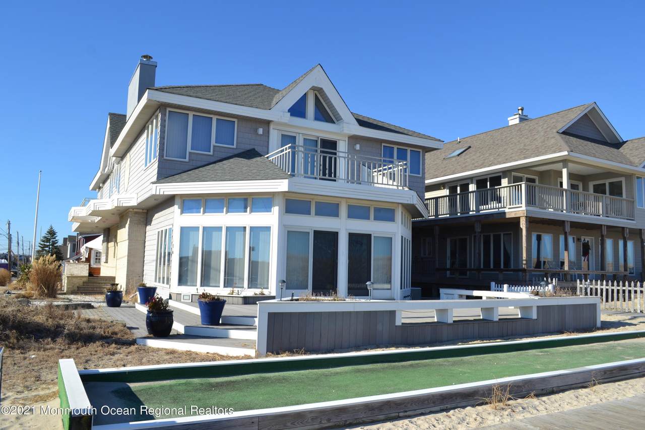 106 Oceanfront - Photo 1