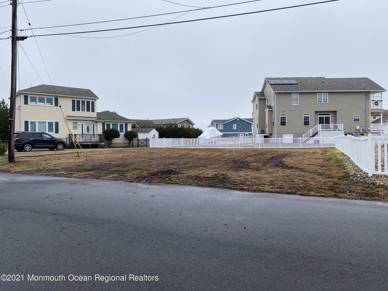 00 Bay Drive - Photo 1