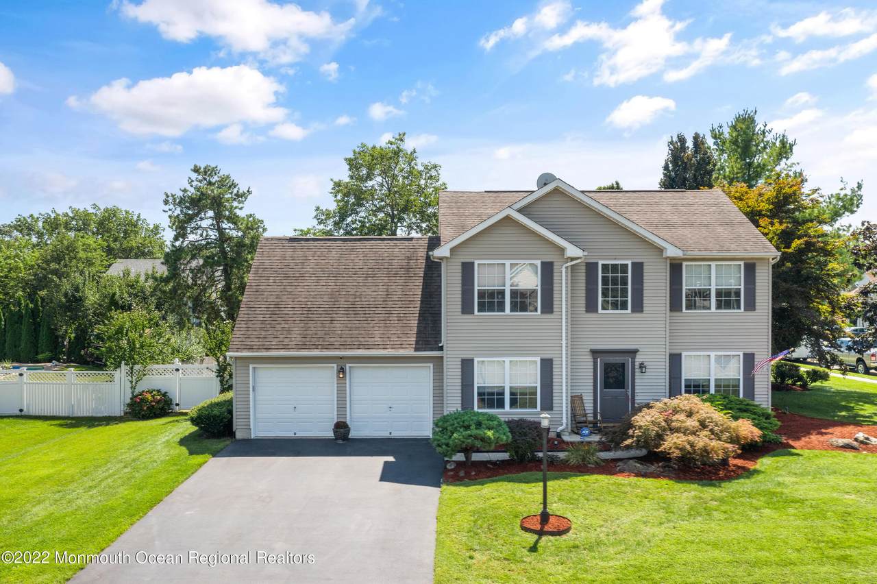 6 Laketree Court - Photo 1