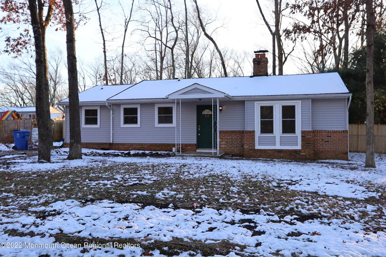 216 Virginia Road - Photo 1