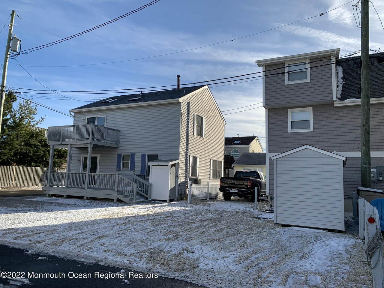111 Throssell Road - Photo 1