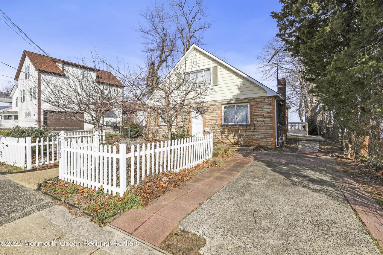 172 Navesink Avenue - Photo 1