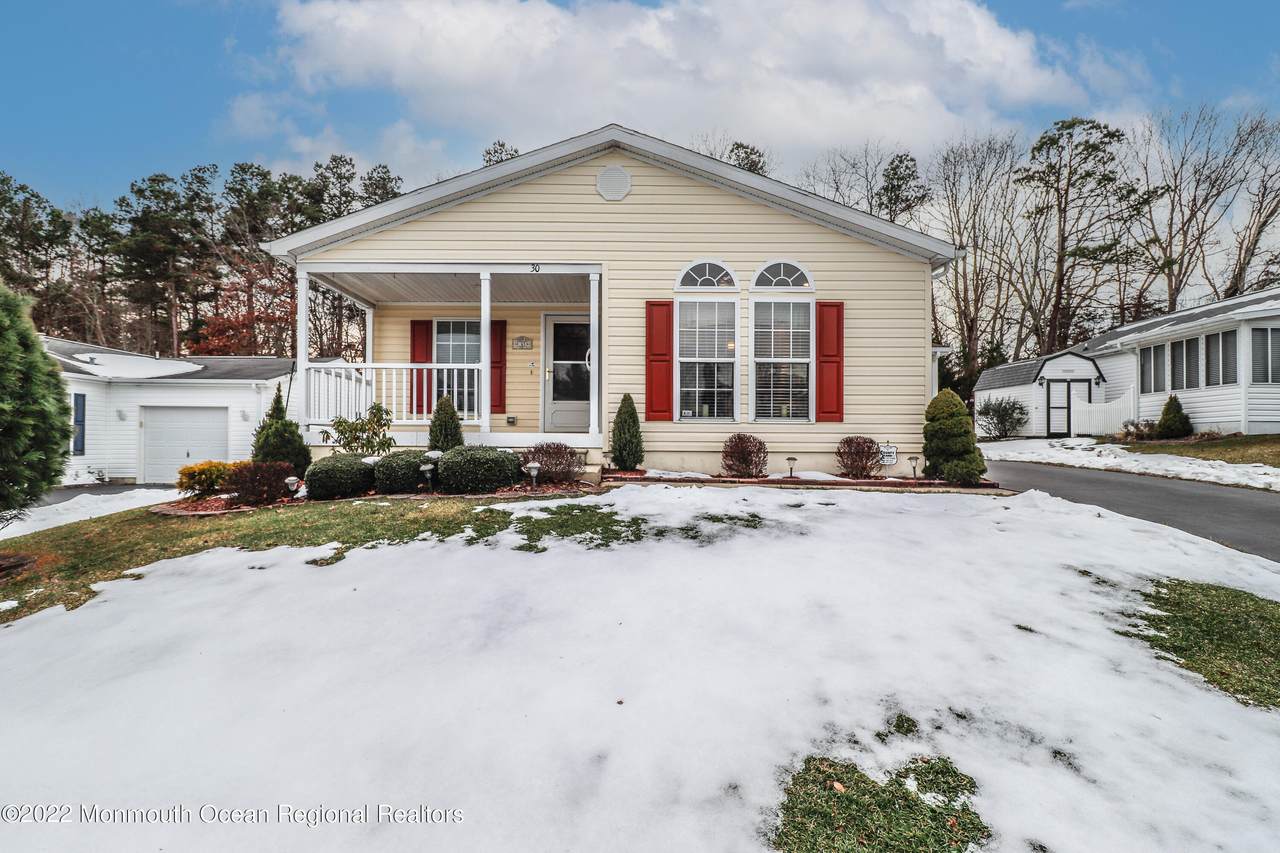 30 Pine Grove Avenue - Photo 1