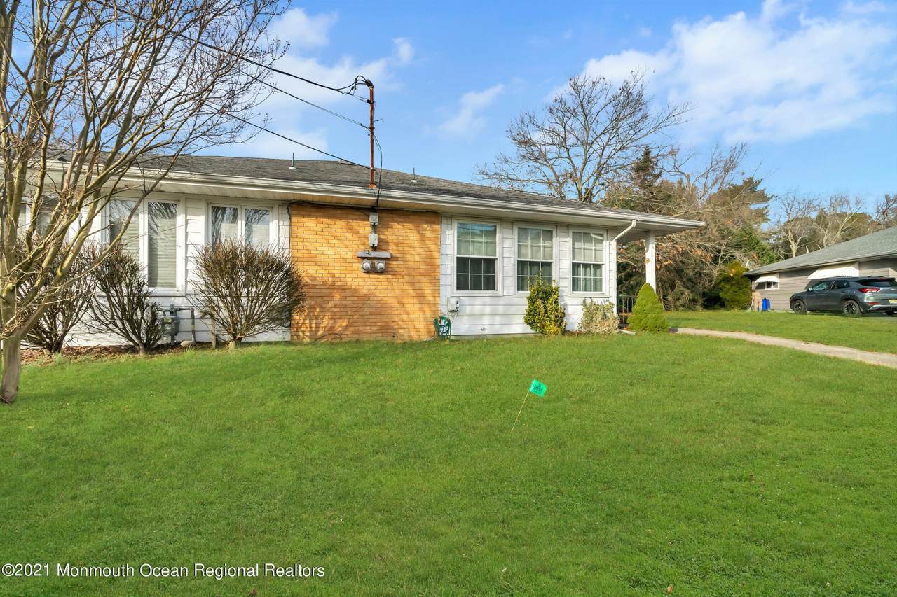 16 Newport Place - Photo 1