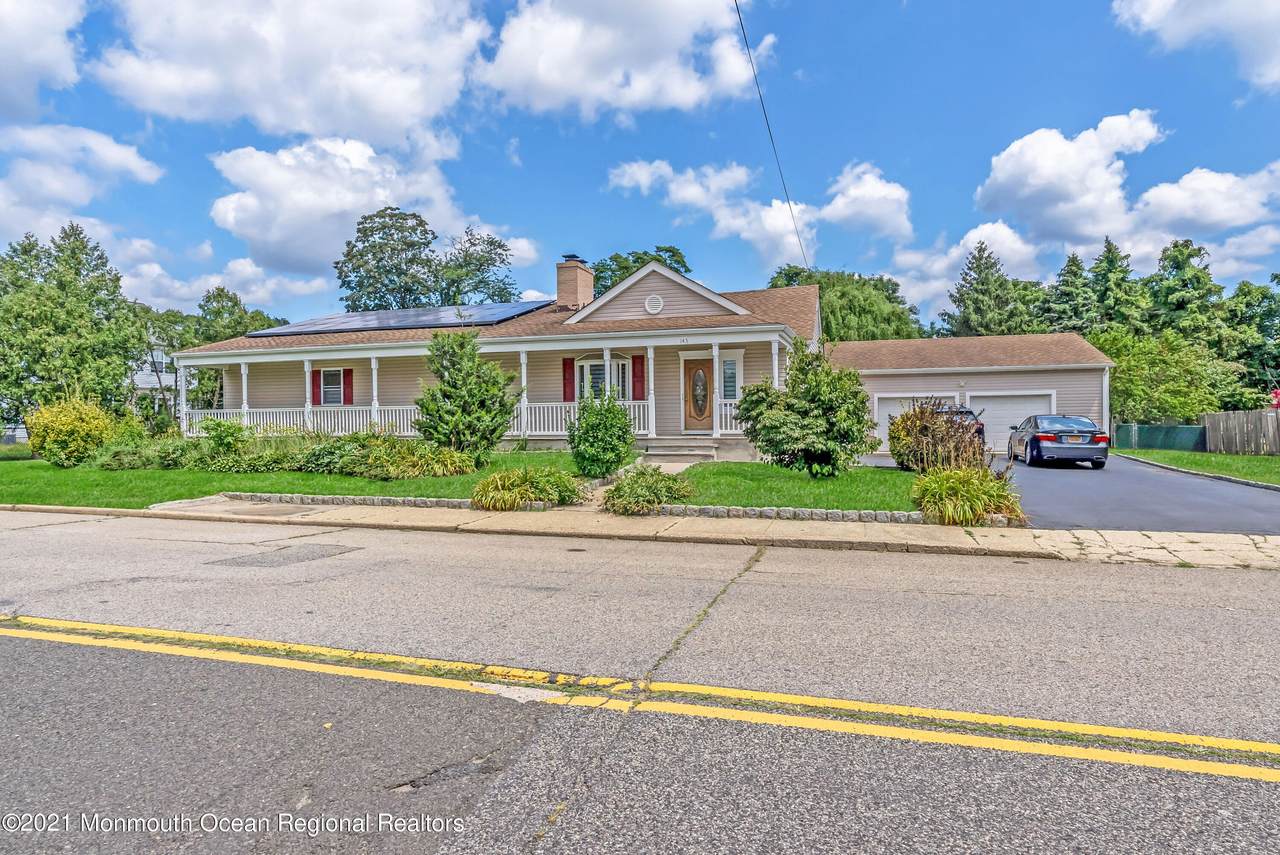 143 Oakwood Avenue - Photo 1