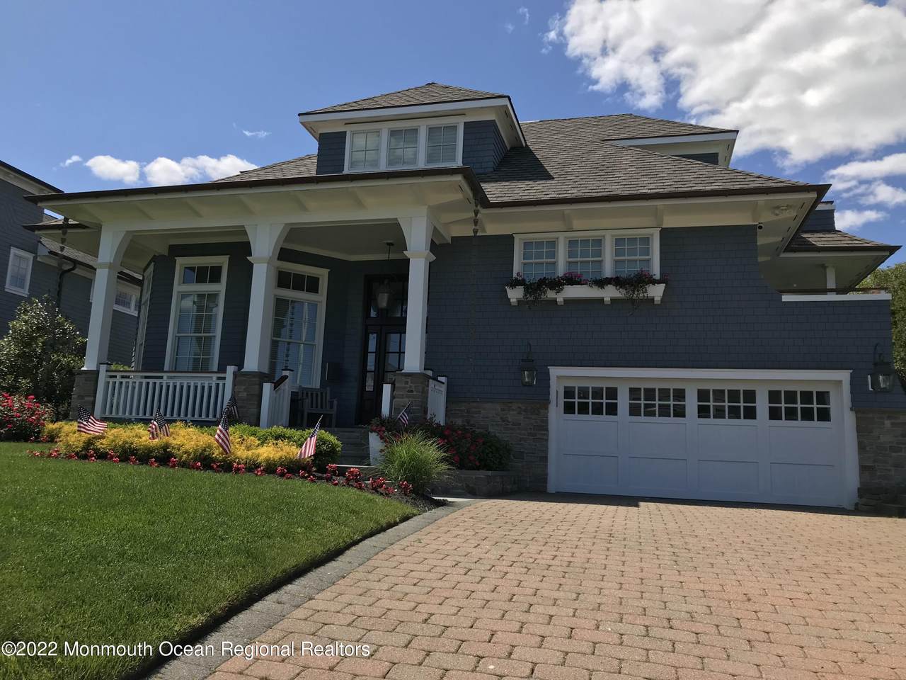 2405 Prospect Avenue - Photo 1