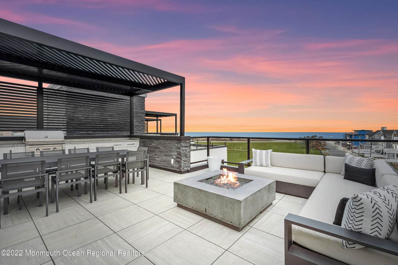 200 Ocean Boulevard - Photo 1