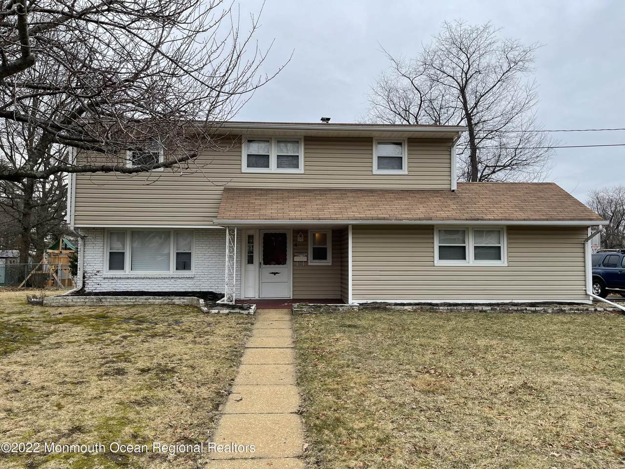 4 Cheryl Drive - Photo 1