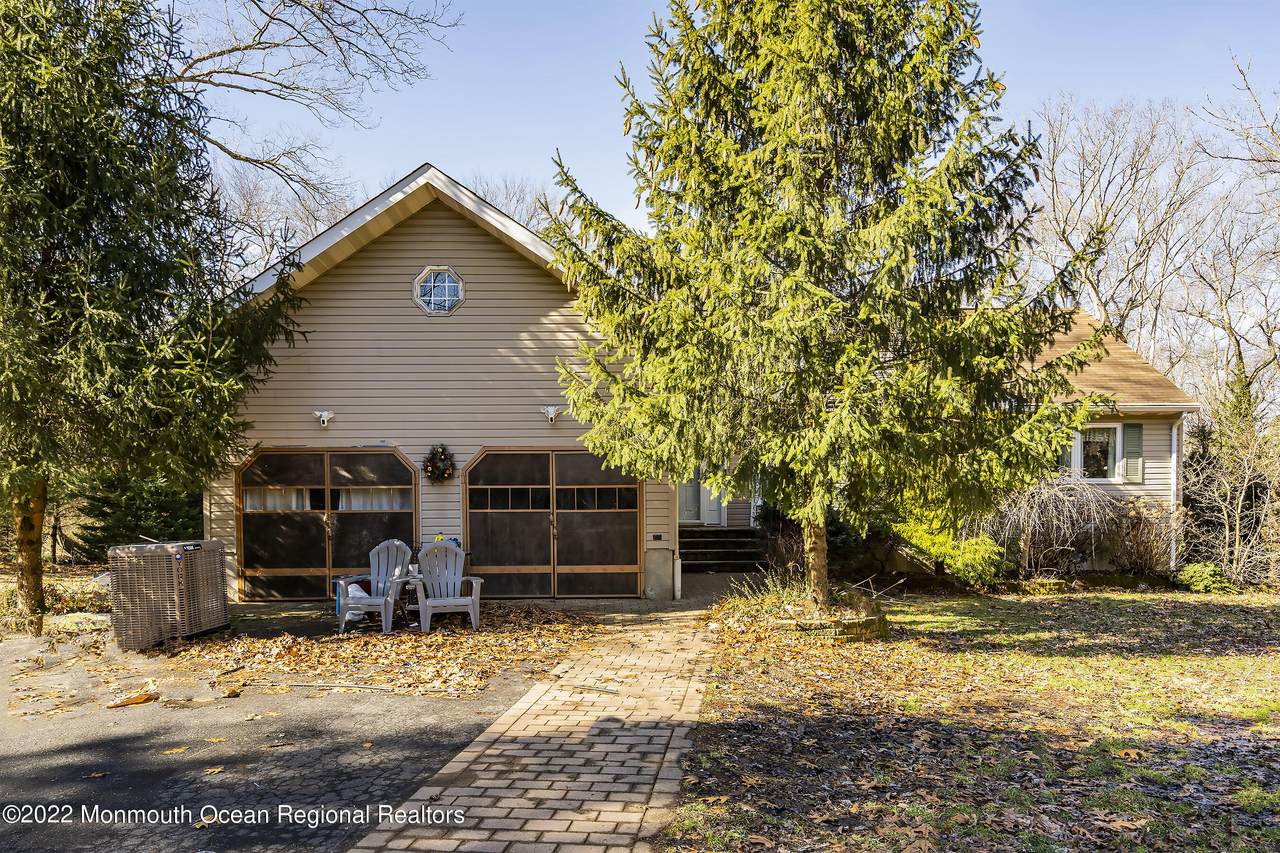 1008 Bennetts Mills Road - Photo 1