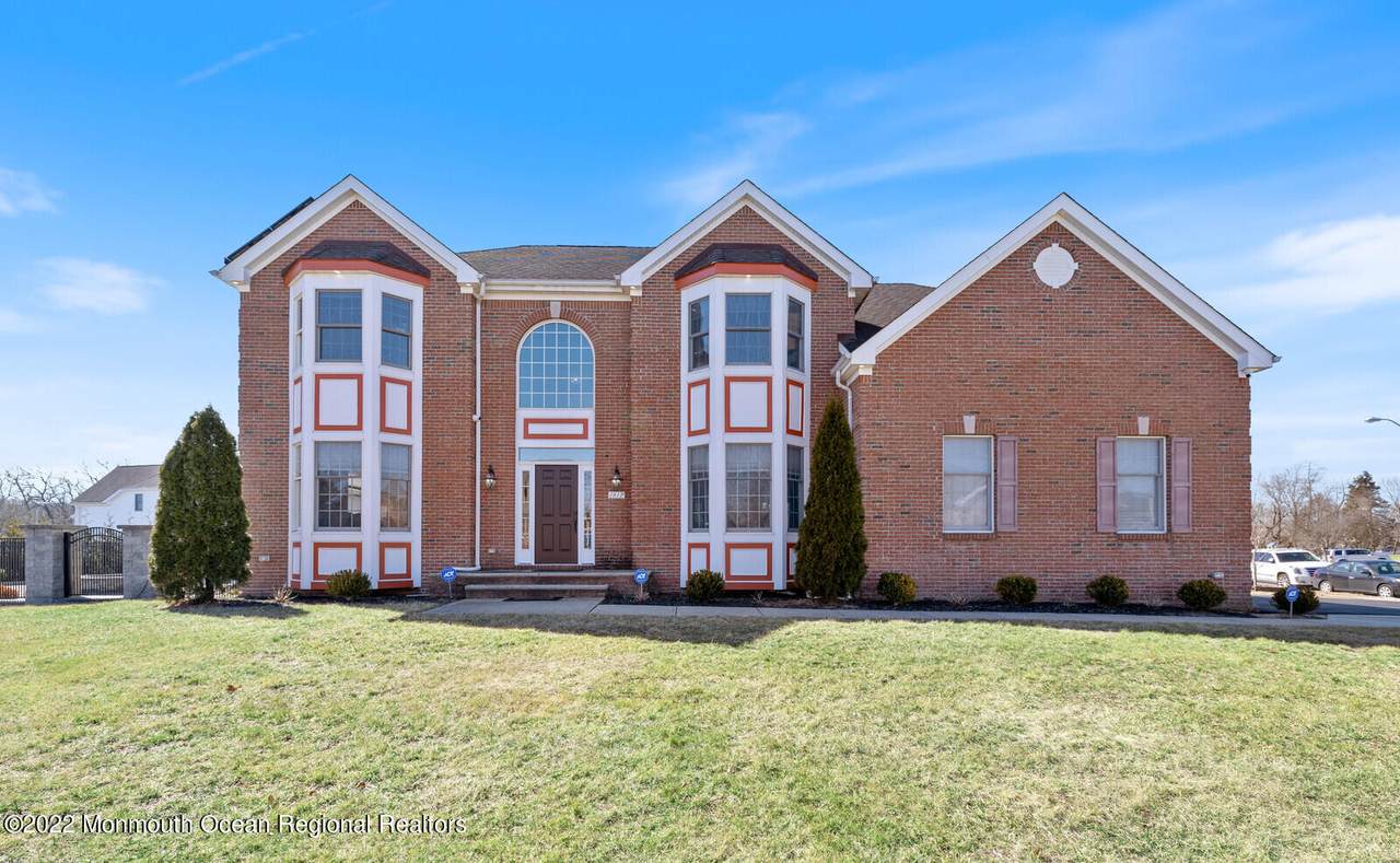 1612 Jacks Way - Photo 1