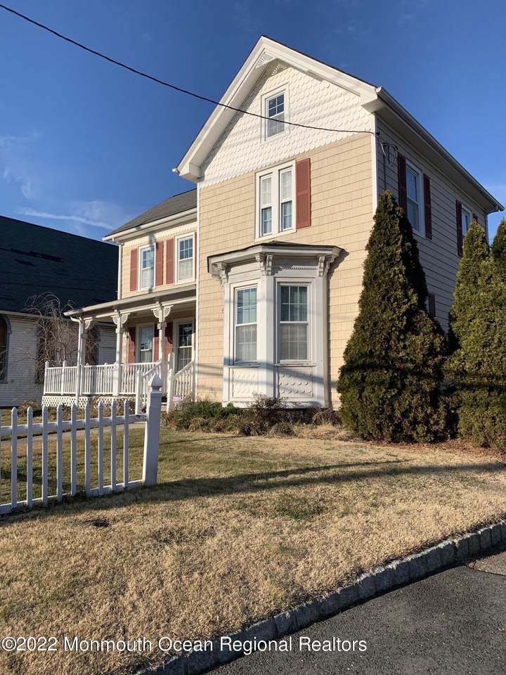 24 Main Street - Photo 1