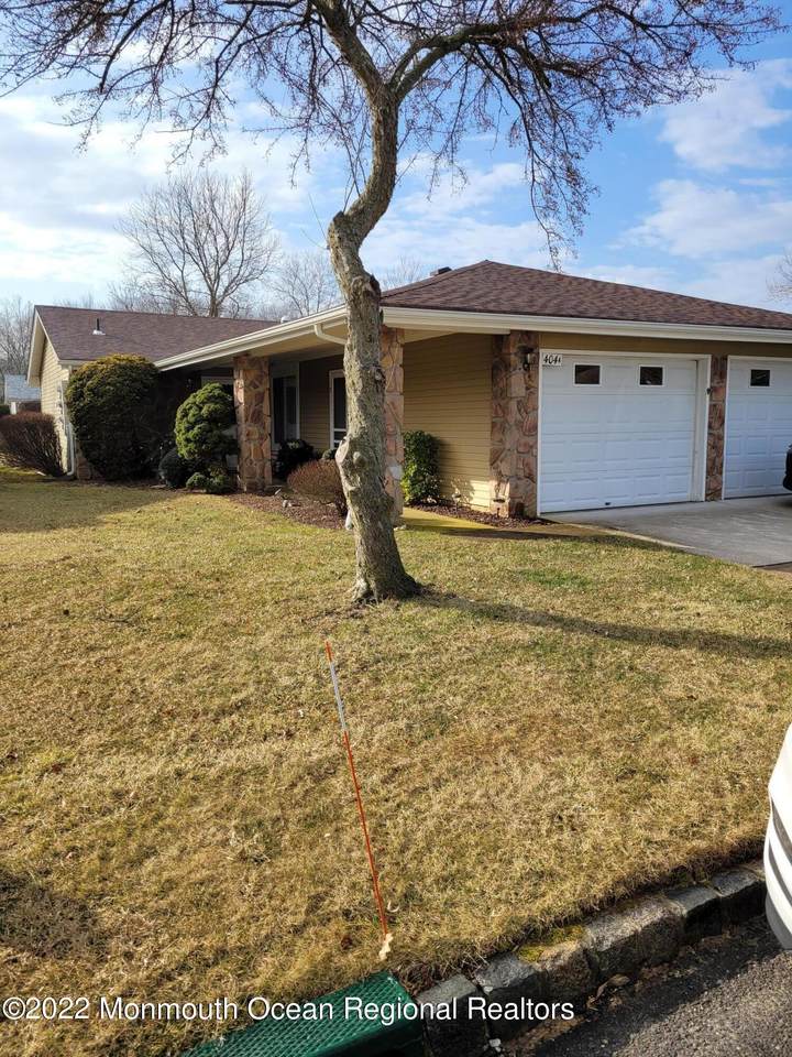 404A Metuchen Drive - Photo 1