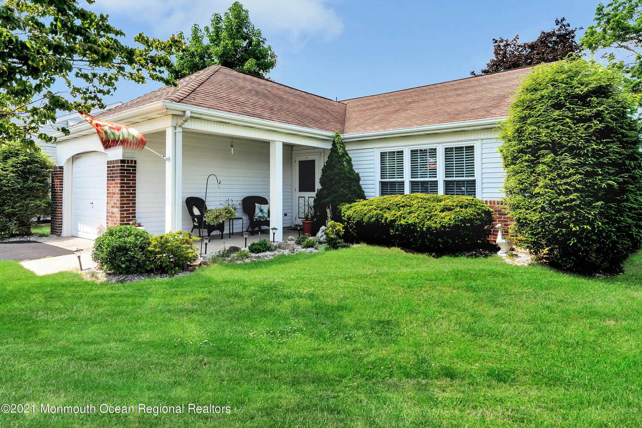 28 Dorset Road - Photo 1