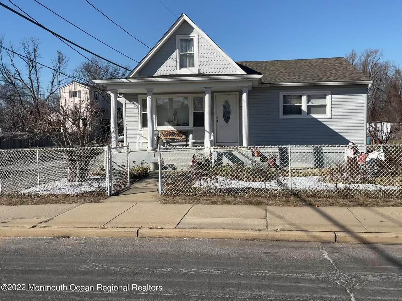 713 Florence Avenue - Photo 1