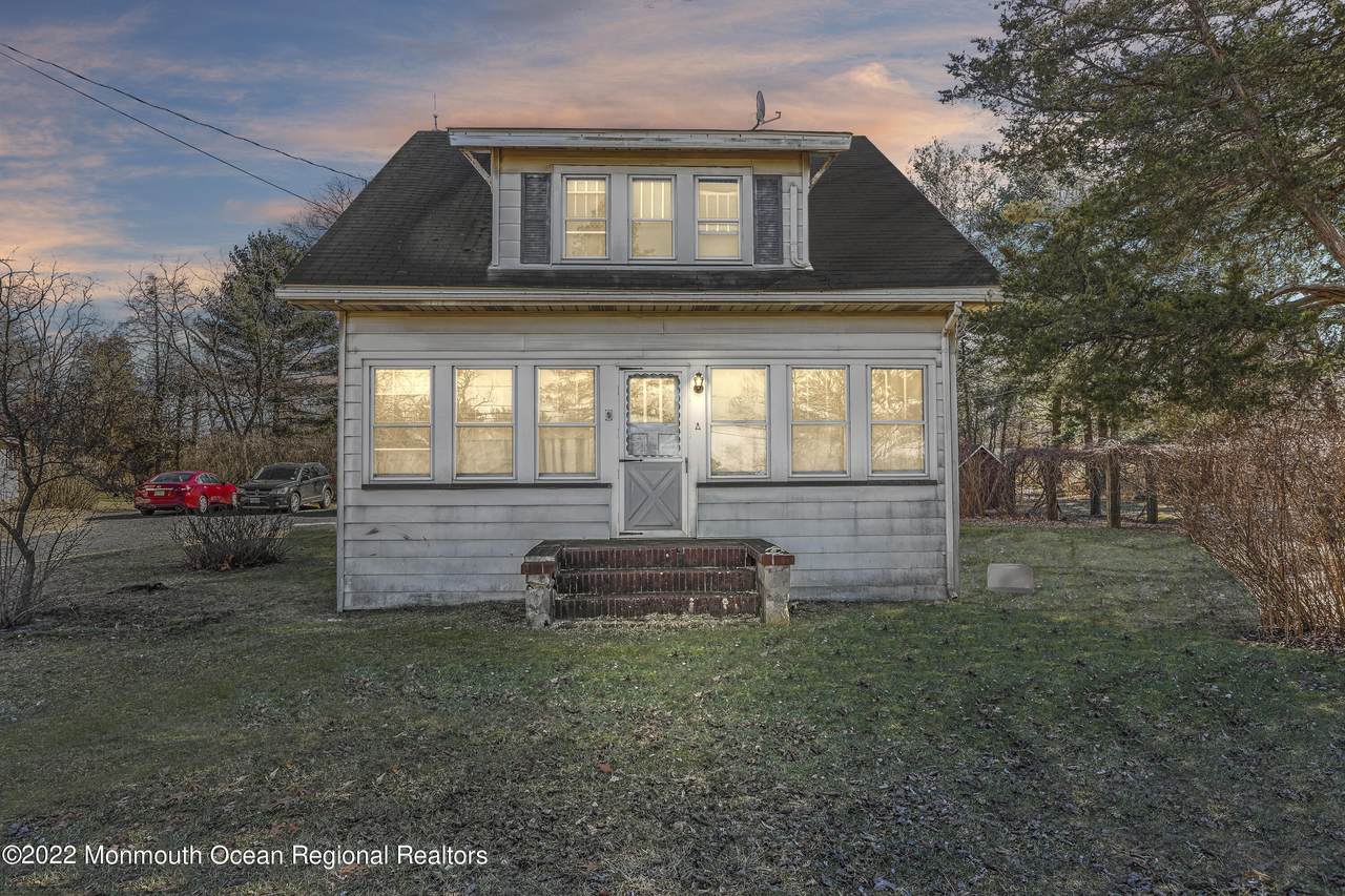 711 Hope Chapel Road - Photo 1