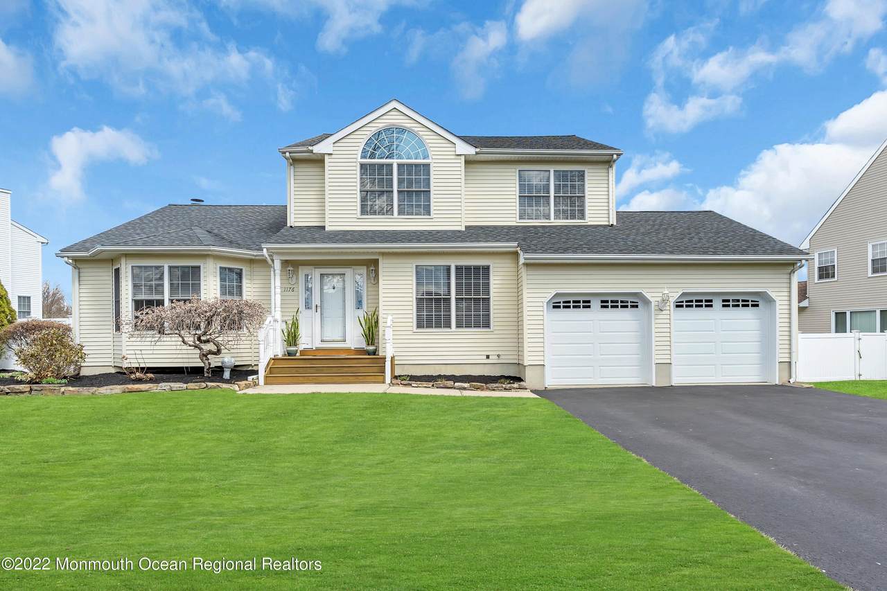 1176 Aster Drive - Photo 1