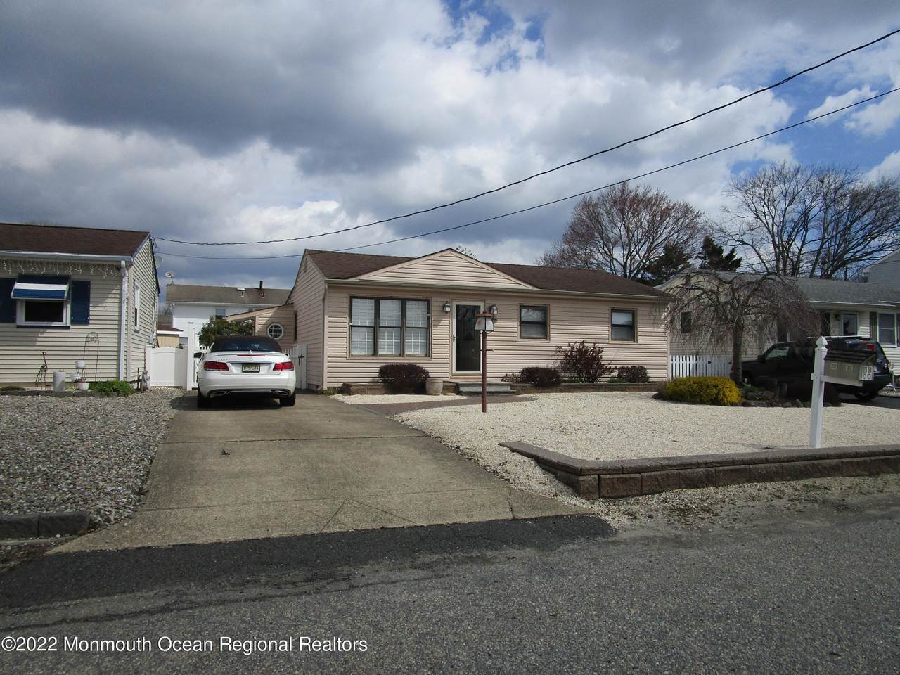 741 Tunney Point Drive - Photo 1
