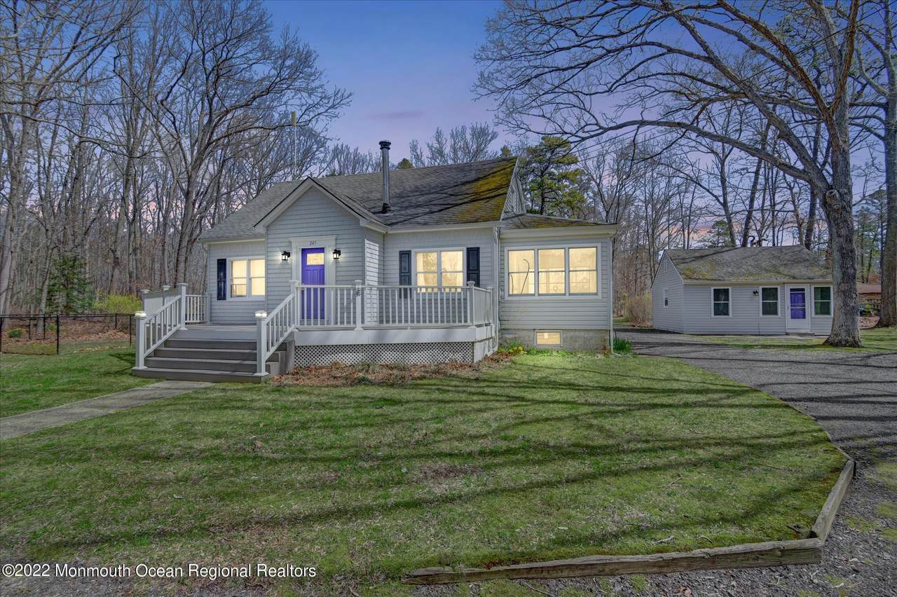245 Perrineville Road - Photo 1