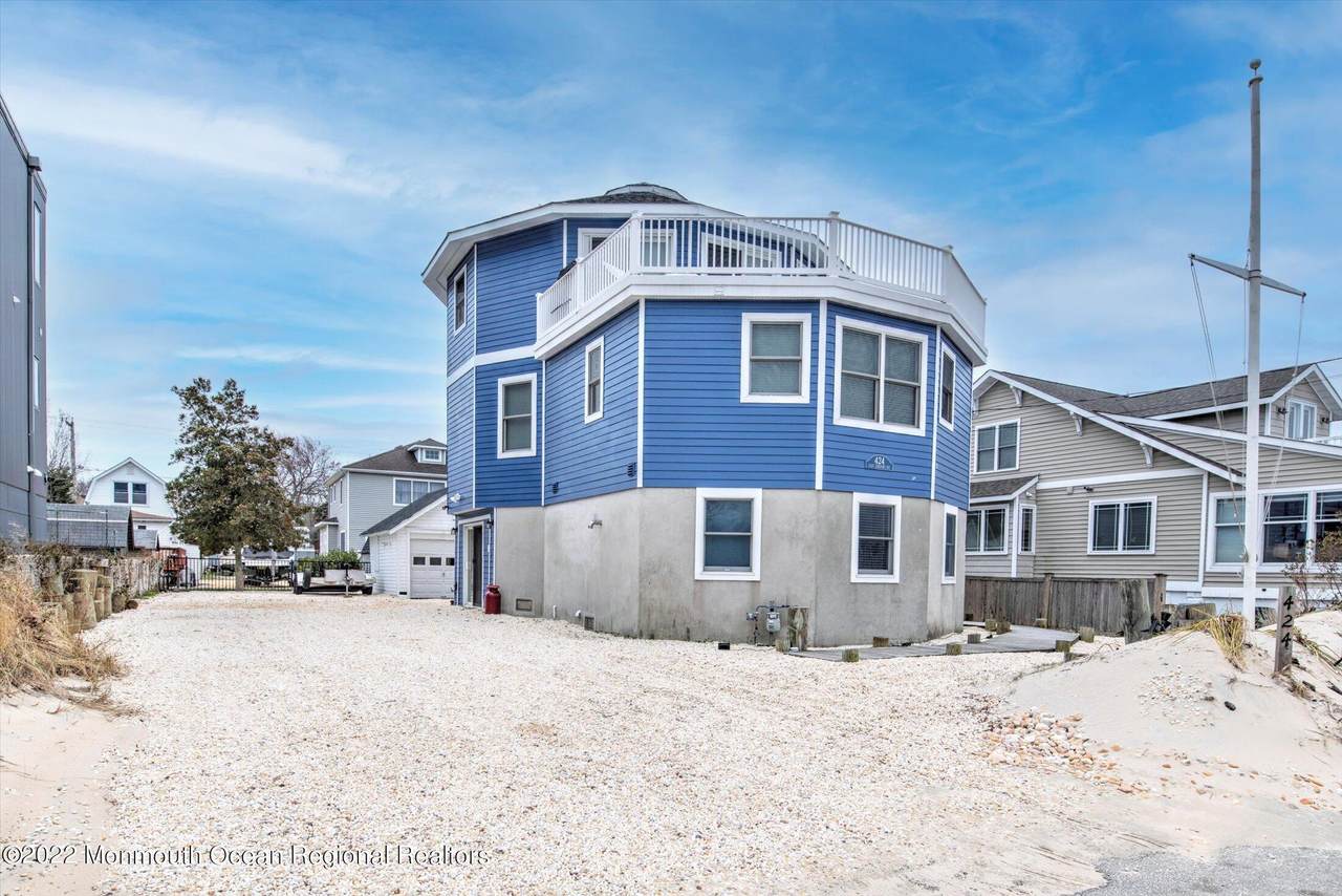 424 Longport Avenue - Photo 1