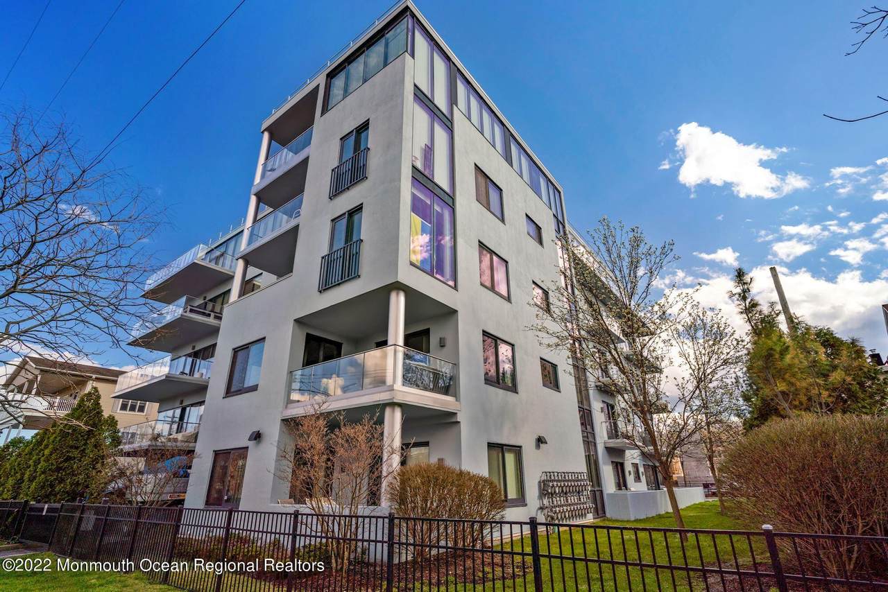 510 Monroe Avenue - Photo 1