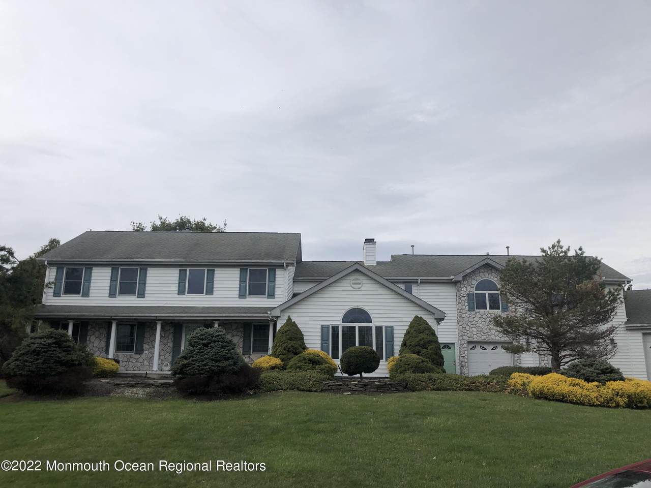 9 Compton Court - Photo 1