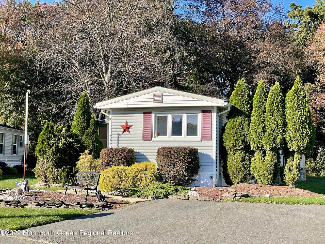 230 Richard Court - Photo 1
