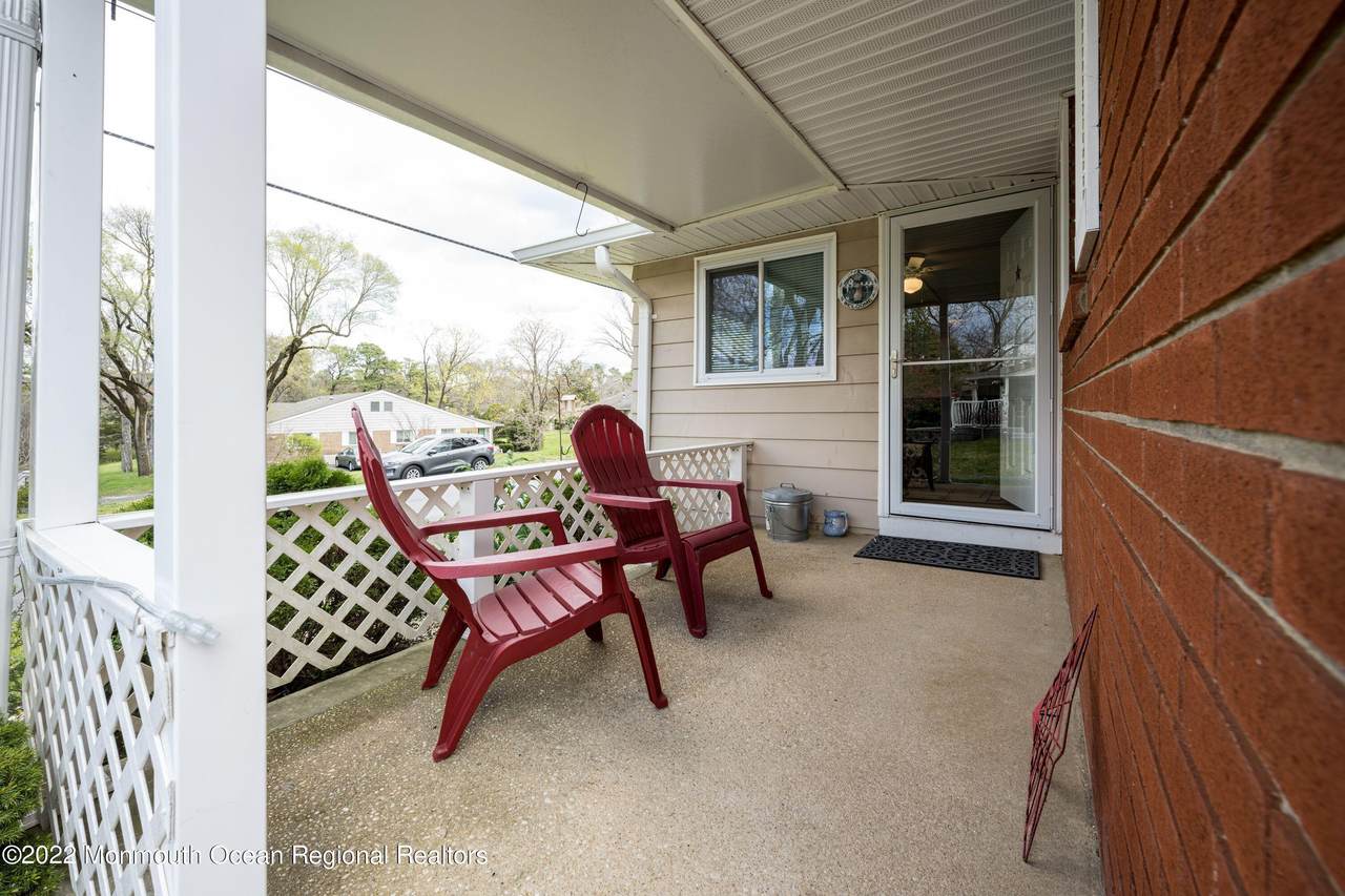 10 A Blue Jay Street - Photo 1