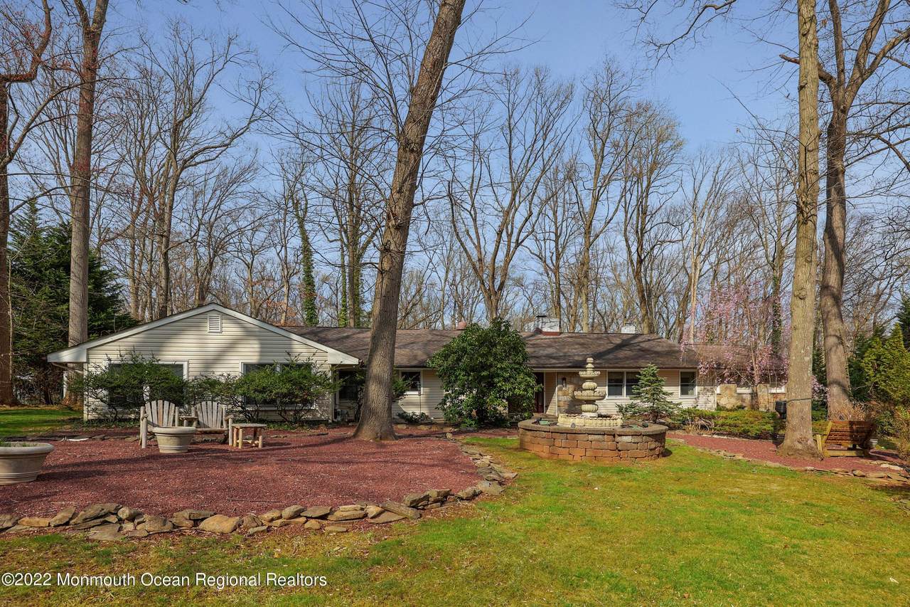 86 Deepdale Drive - Photo 1