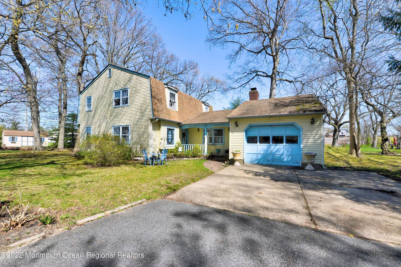 16 Chestnut Street - Photo 1