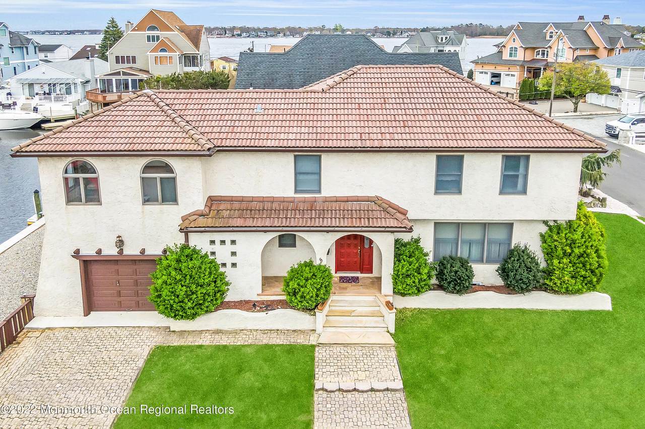 29 Island Drive - Photo 1
