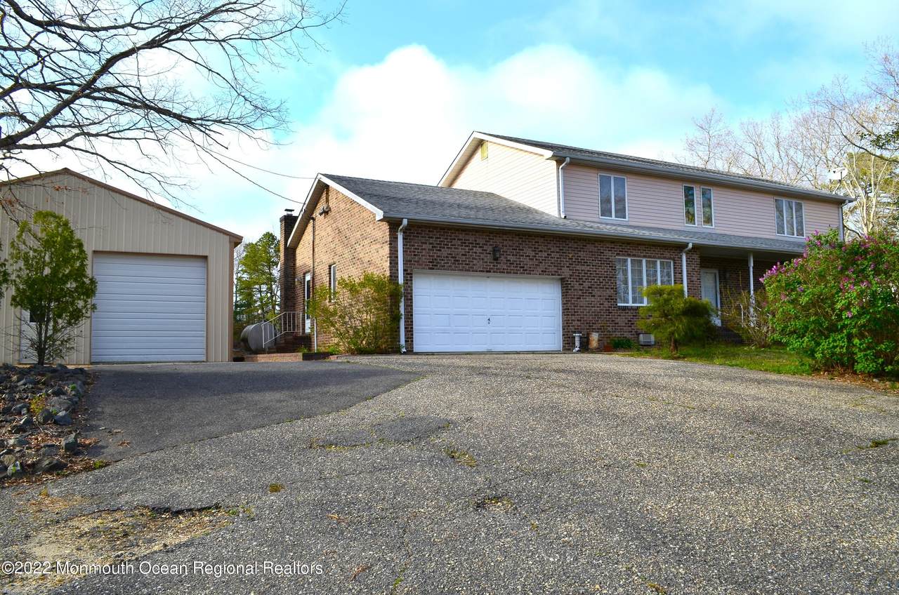 812 Main Street - Photo 1