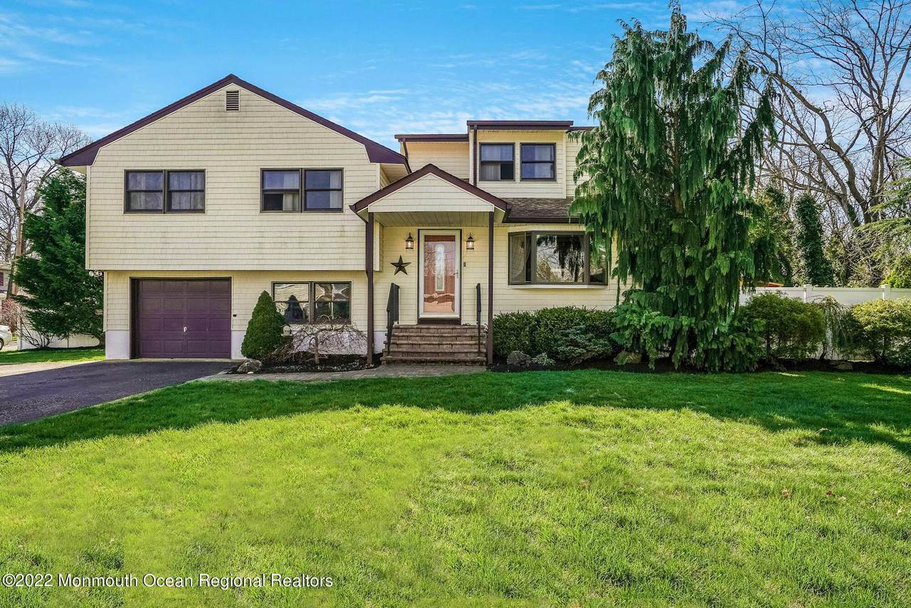 486 16th Avenue - Photo 1