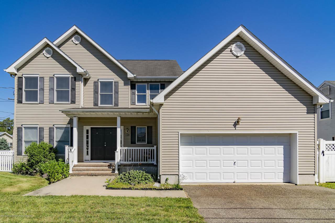 1301 Anchor Avenue - Photo 1
