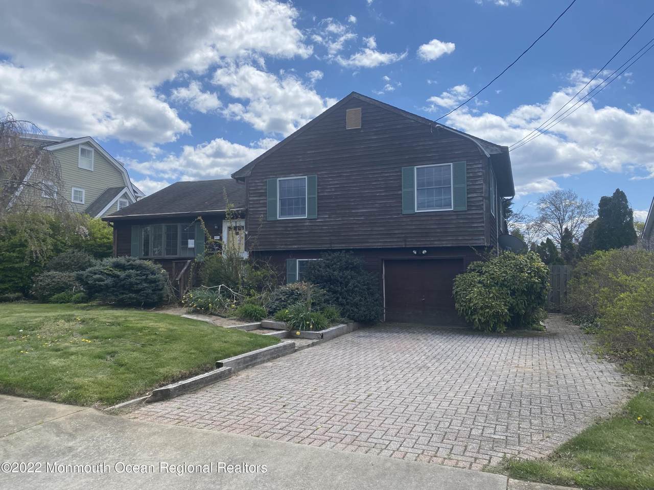 921 Lake Avenue - Photo 1