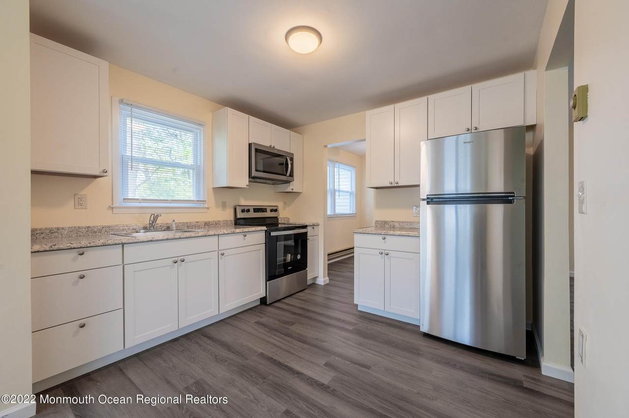 2 Hampshire Lane - Photo 1