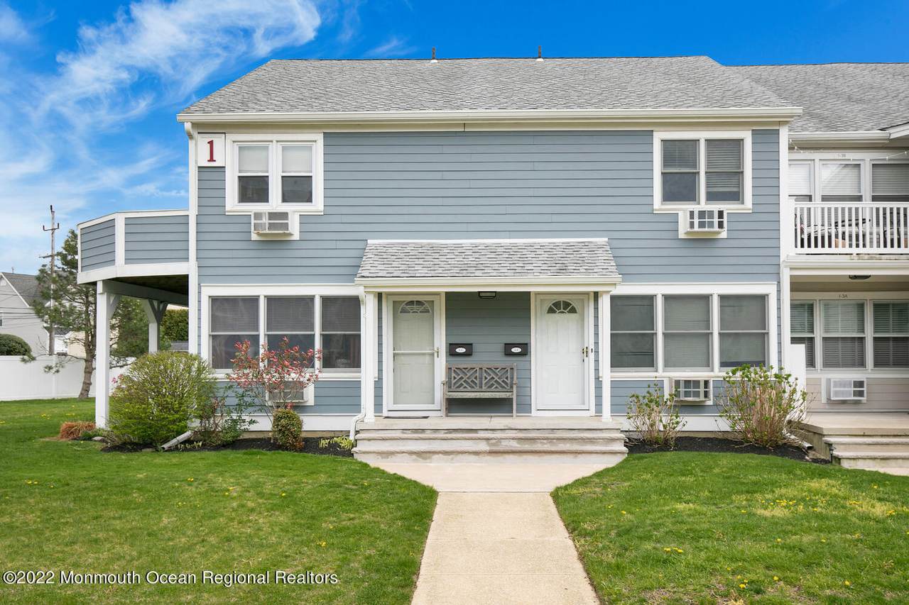 100 Seaview Avenue - Photo 1
