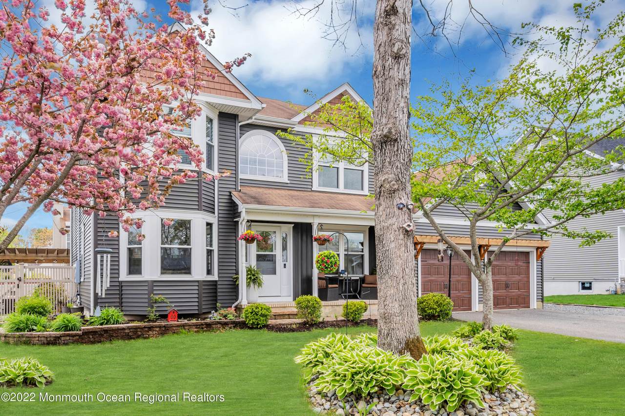 200 Cutter Lane - Photo 1