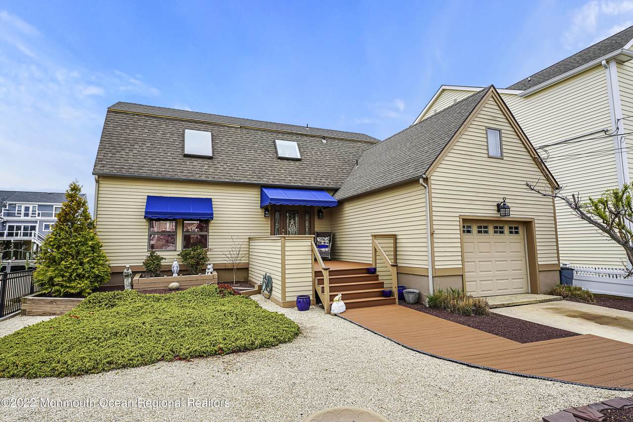 1847 Boat Point Drive - Photo 1
