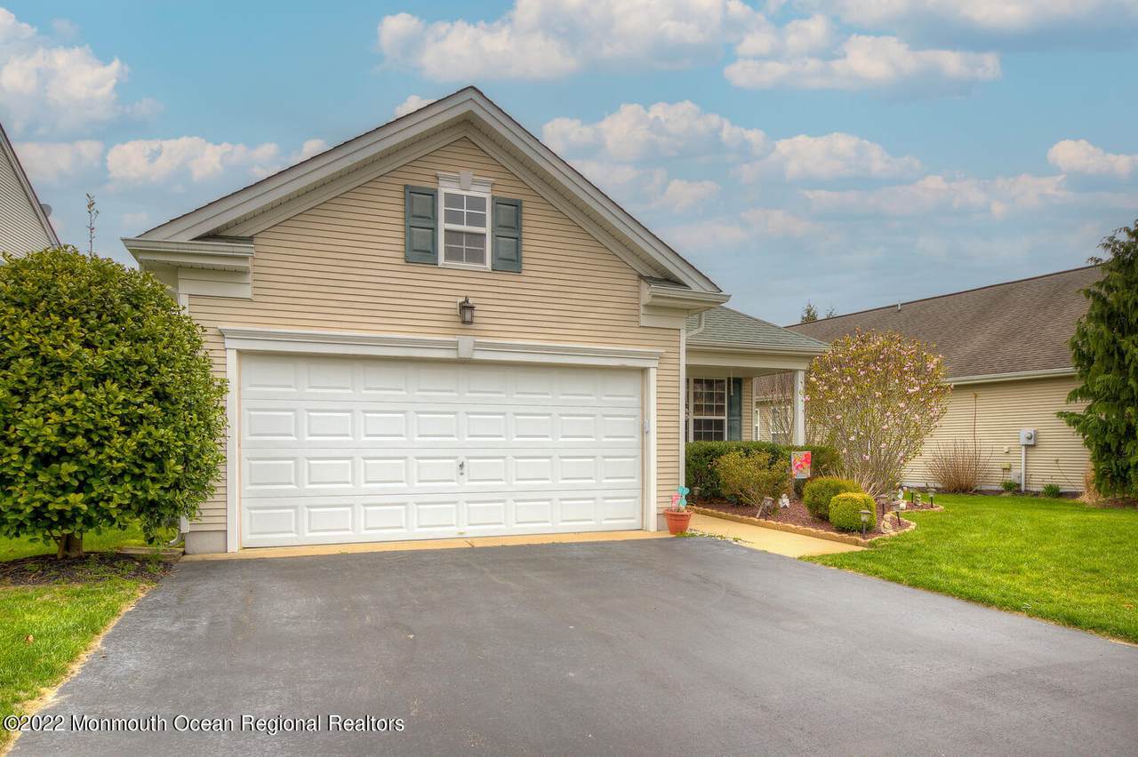 7 Cromwell Lane - Photo 1
