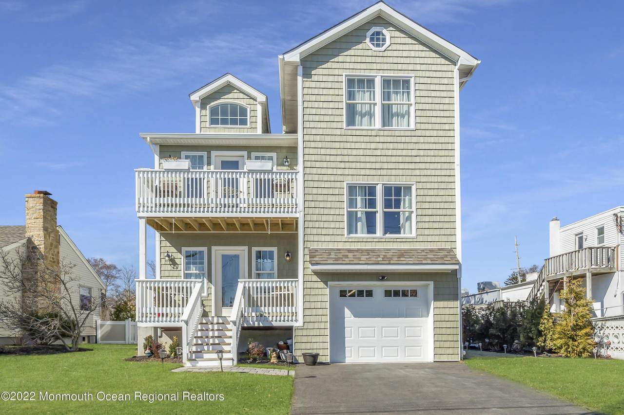 1205 Madison Street - Photo 1