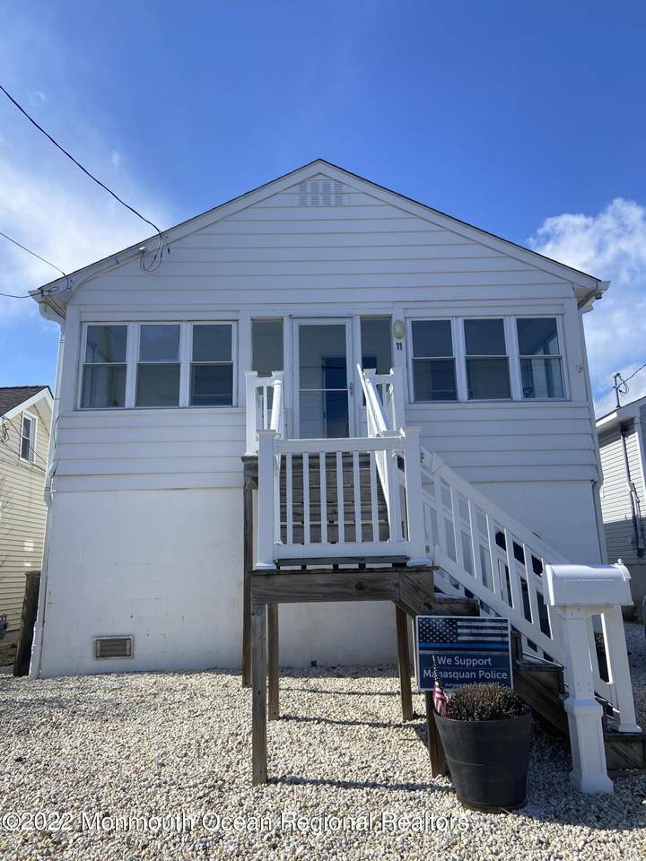 11 Meadow Avenue - Photo 1