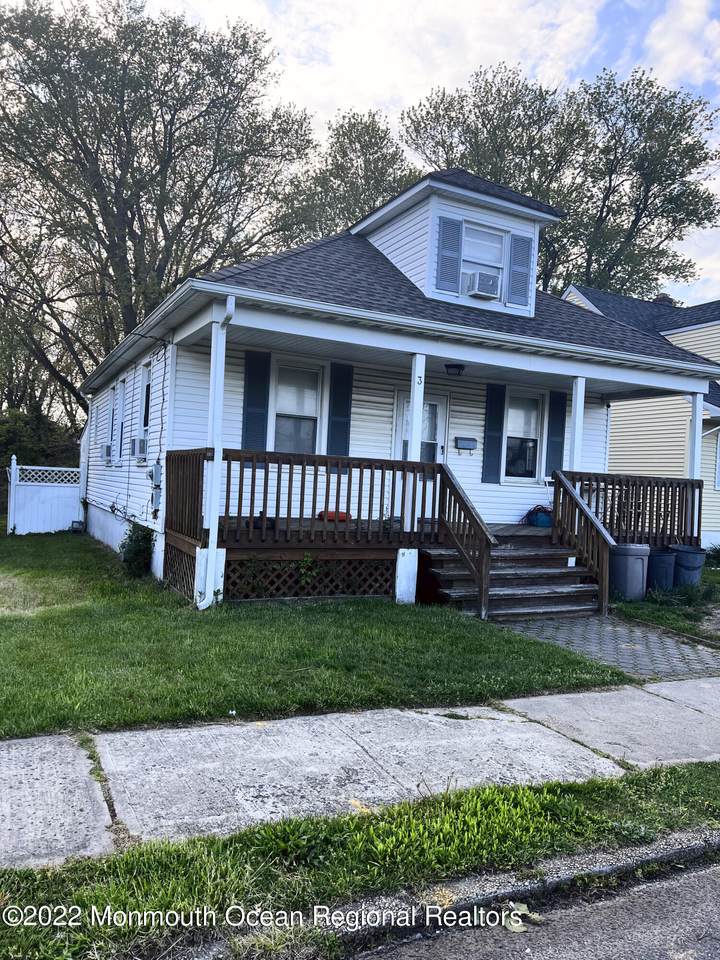 3 Indiana Avenue - Photo 1