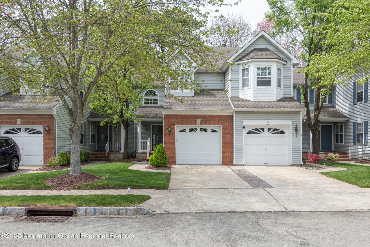 4 Chadwick Drive - Photo 1