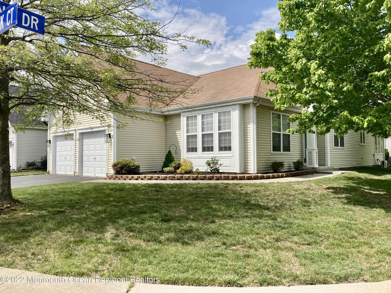 2 Kettle Creek Court - Photo 1