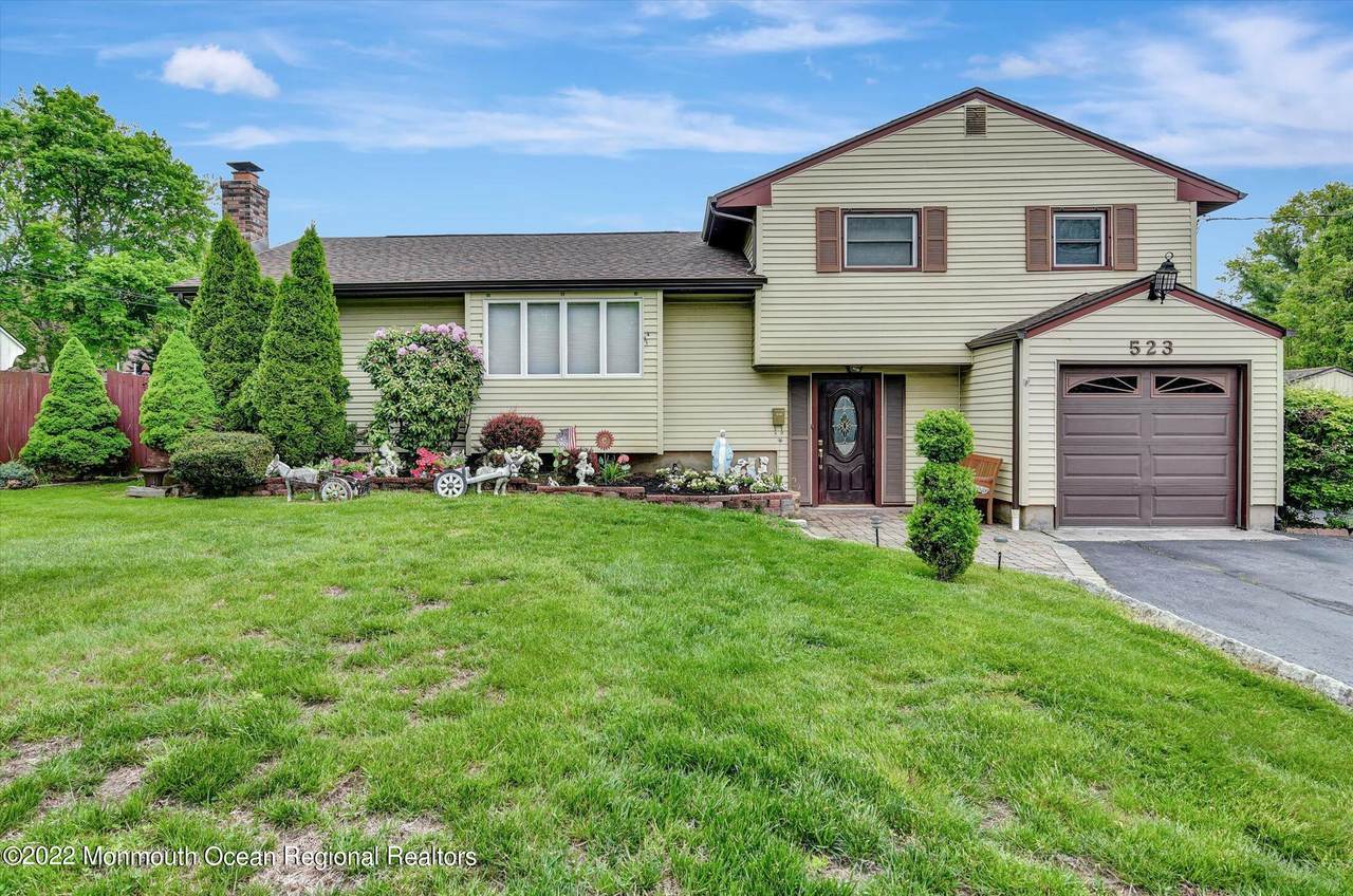 523 East Road - Photo 1