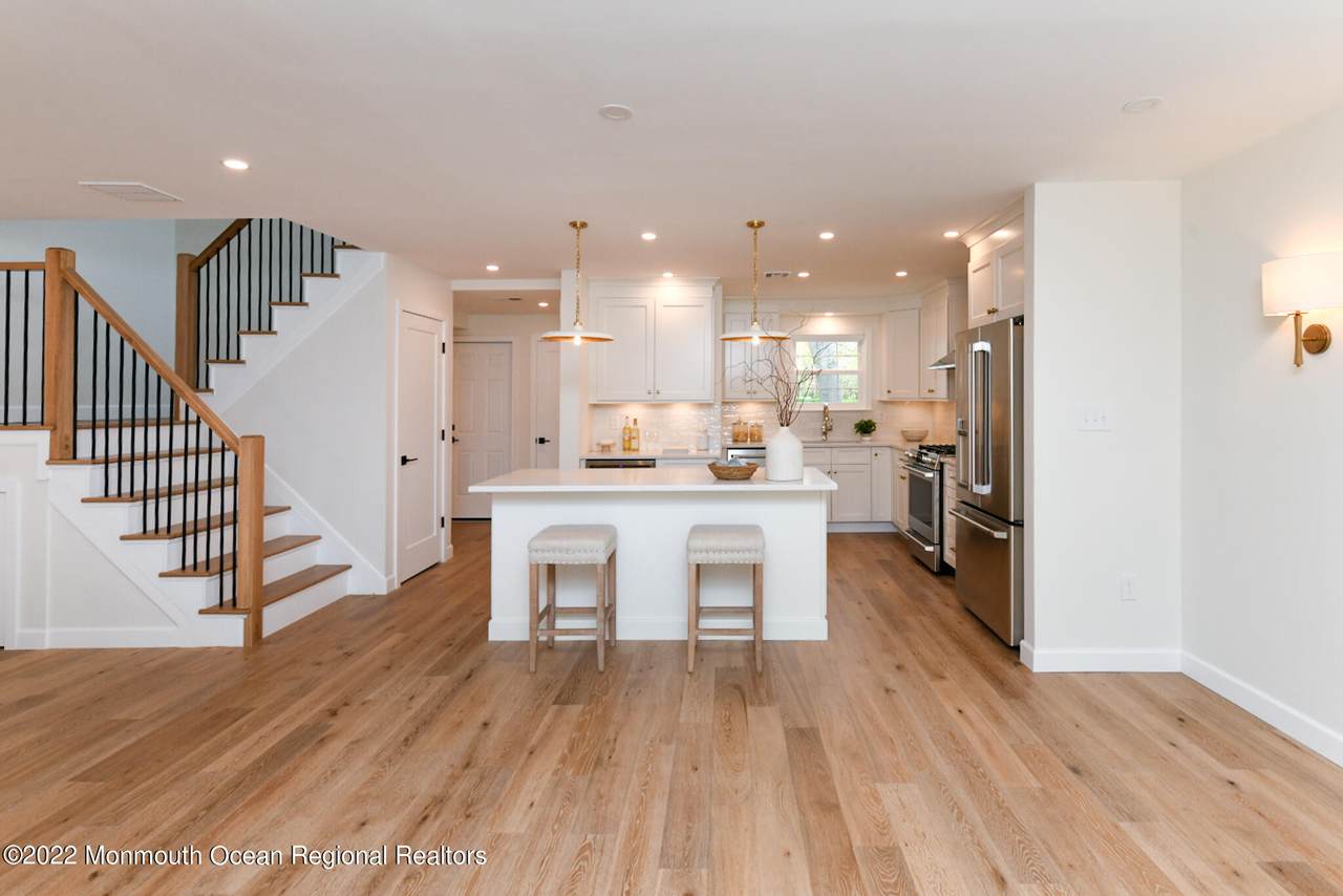 61 Willow Lane - Photo 1