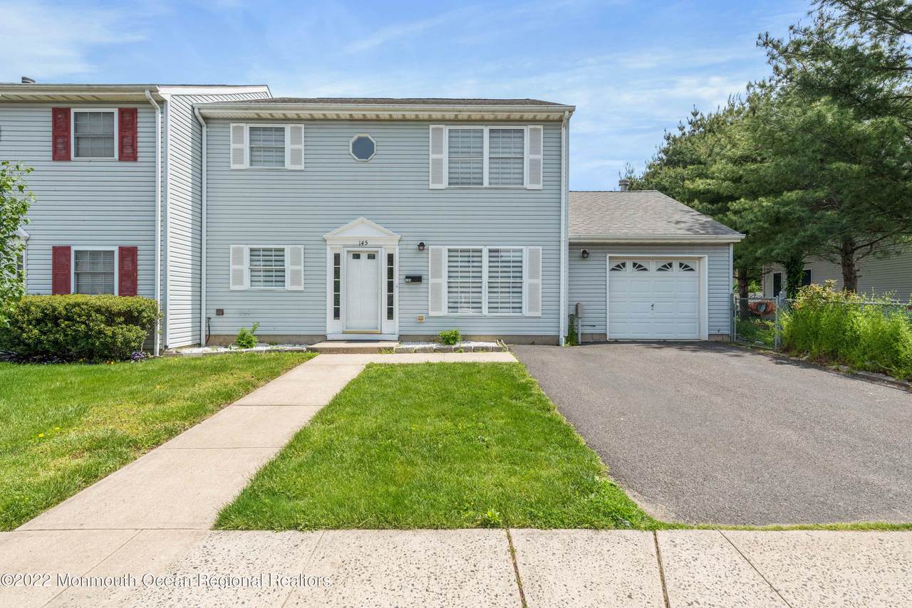 145 Lippincott Avenue - Photo 1
