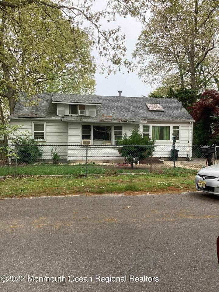 209 Lillie Road - Photo 1