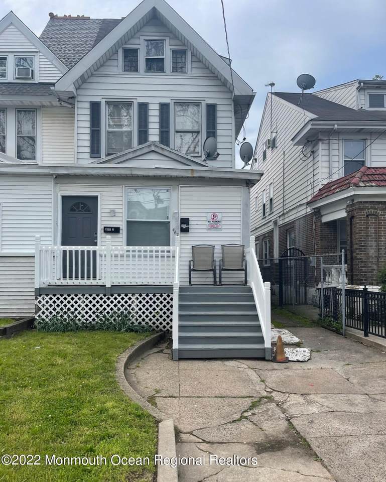 467 Hamilton Avenue - Photo 1