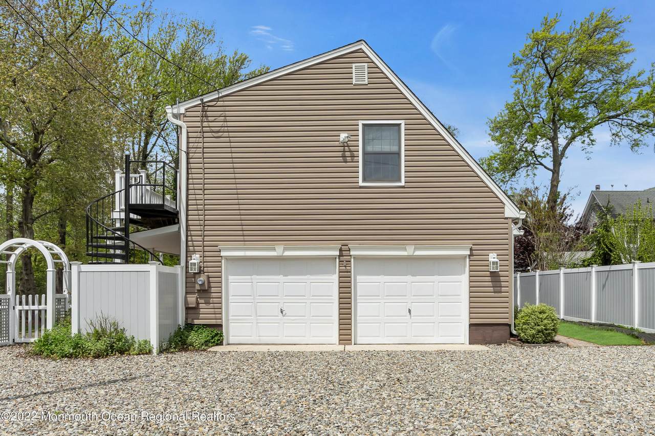 2 Warren Place - Photo 1